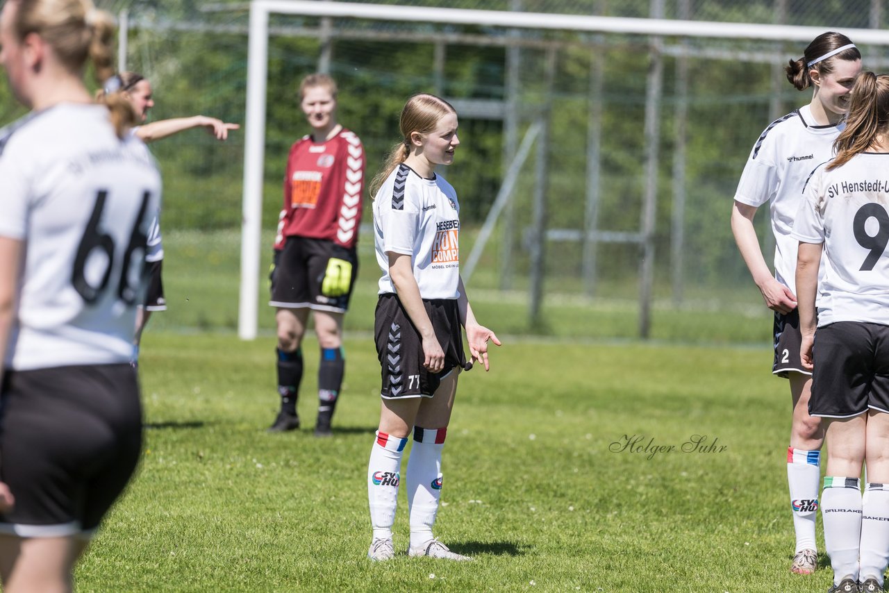 Bild 174 - F SV Henstedt Ulzburg - SV Fortuna Boesdorf : Ergebnis: 3:1